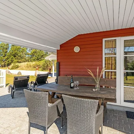 Holiday home Gorgeous In With Sauna *